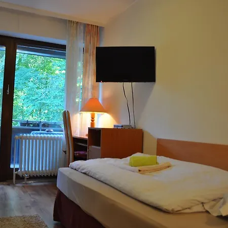 Waldpension Gasthof 2*